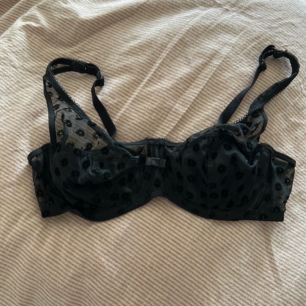 Bra slightly transparent | sexy bra | 36 B | black color | flowers brand Dim